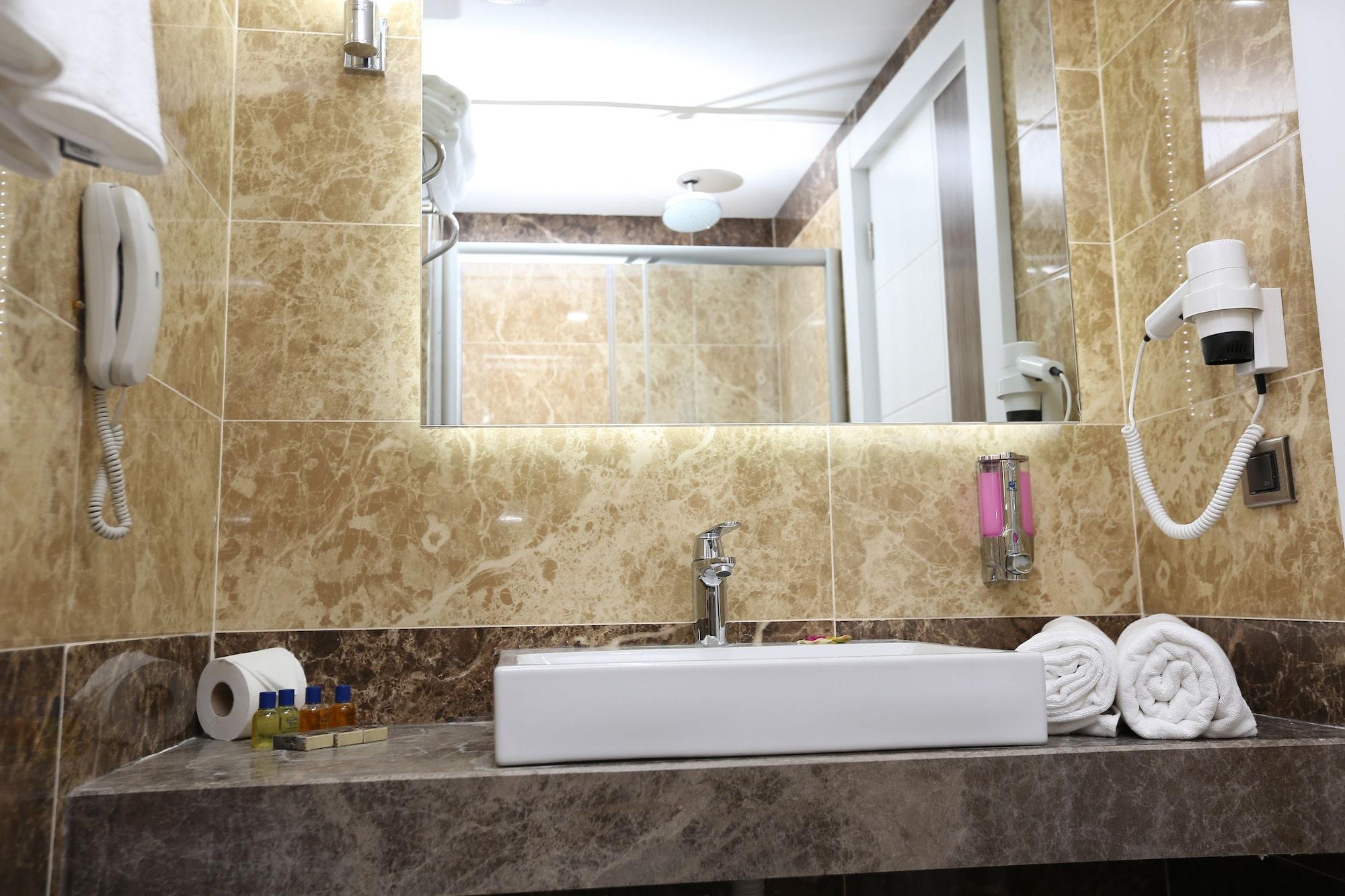 Otel Elips Royal & 4*