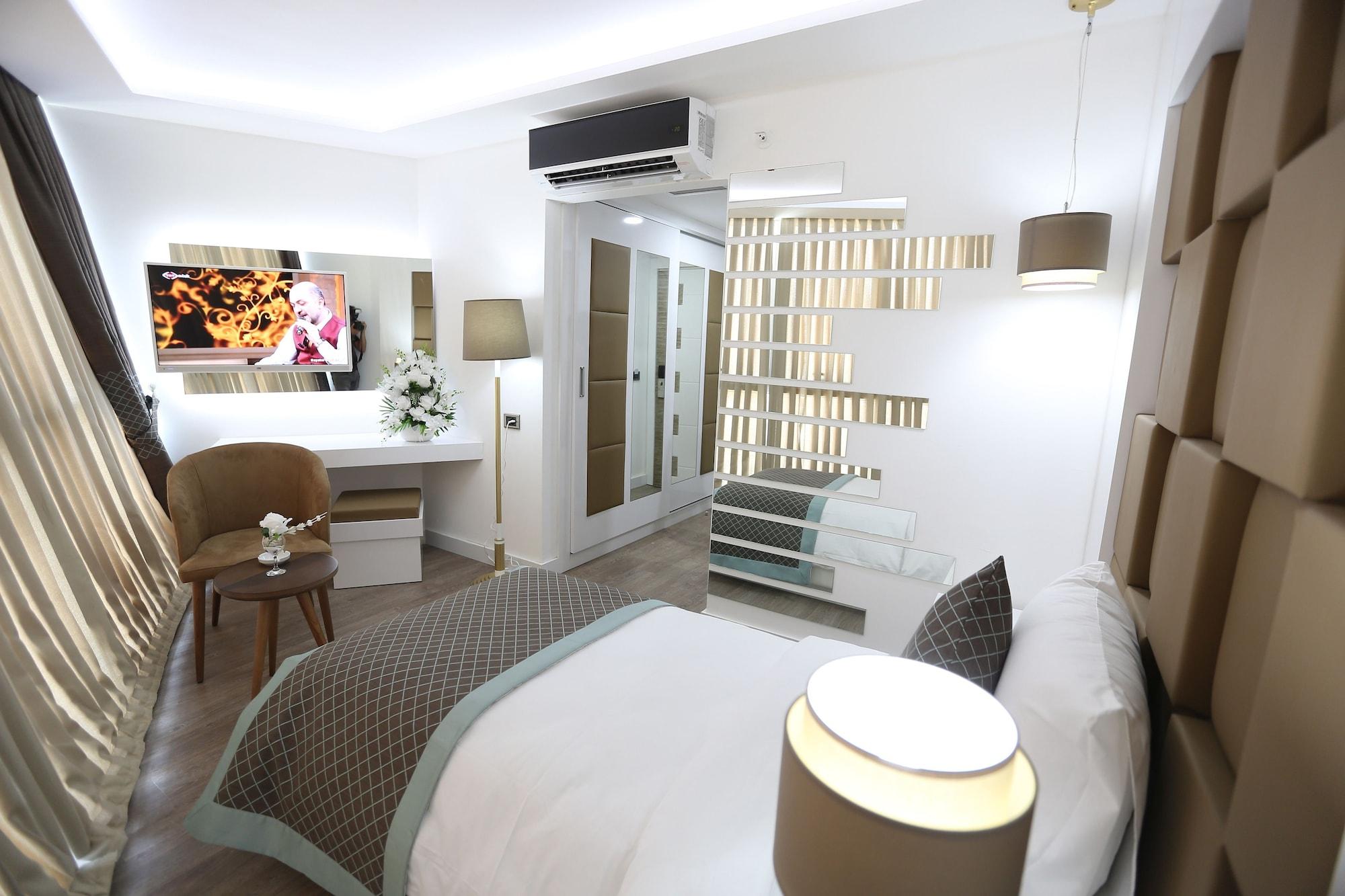 Elips Royal & Otel 4*