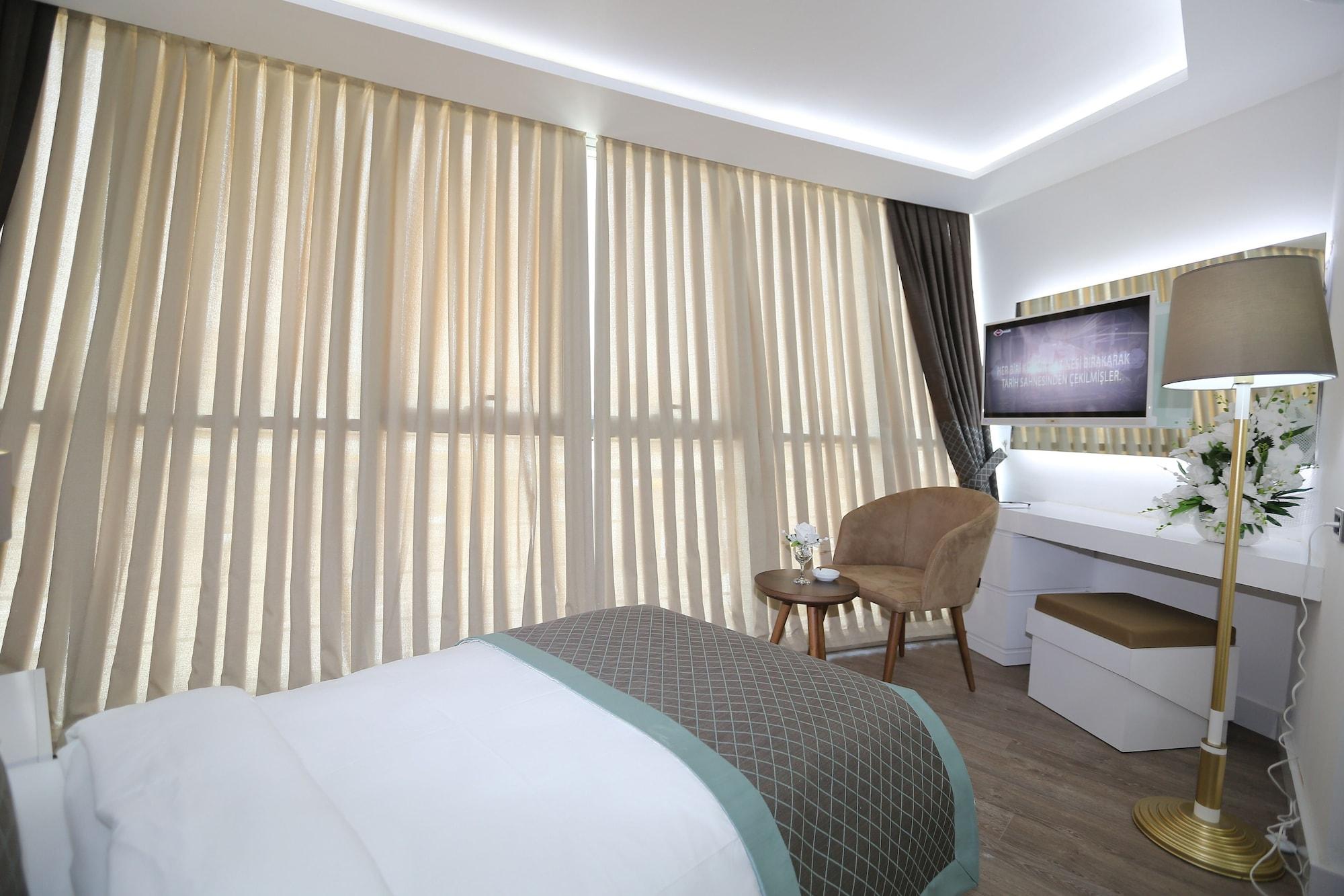Otel Elips Royal & 4*