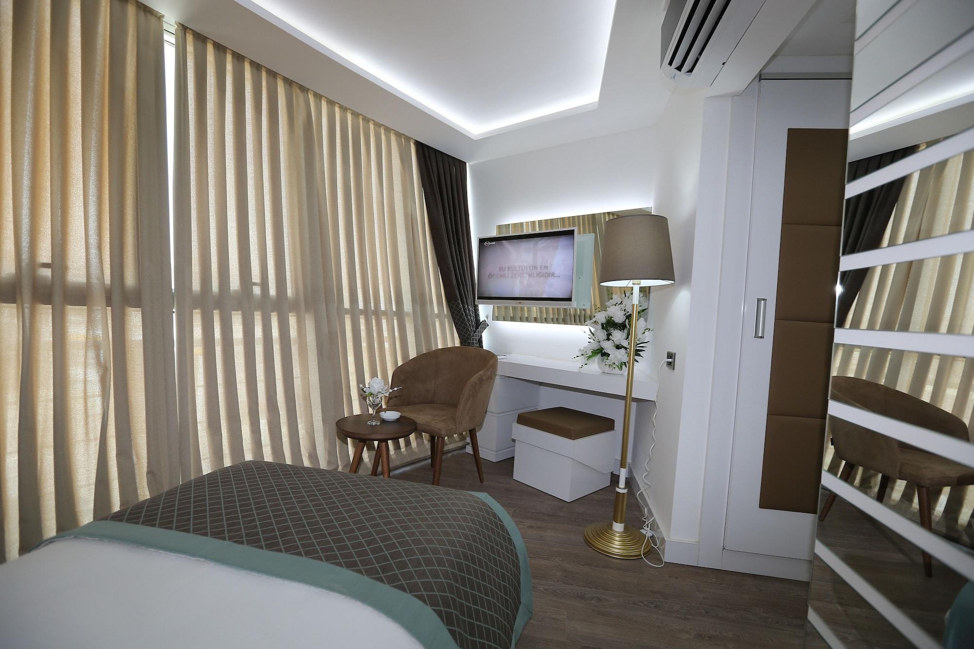 Otel Elips Royal &